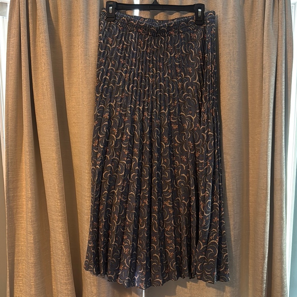 Blue and Green Midi A-Line Pleated Skirt for Night Out
